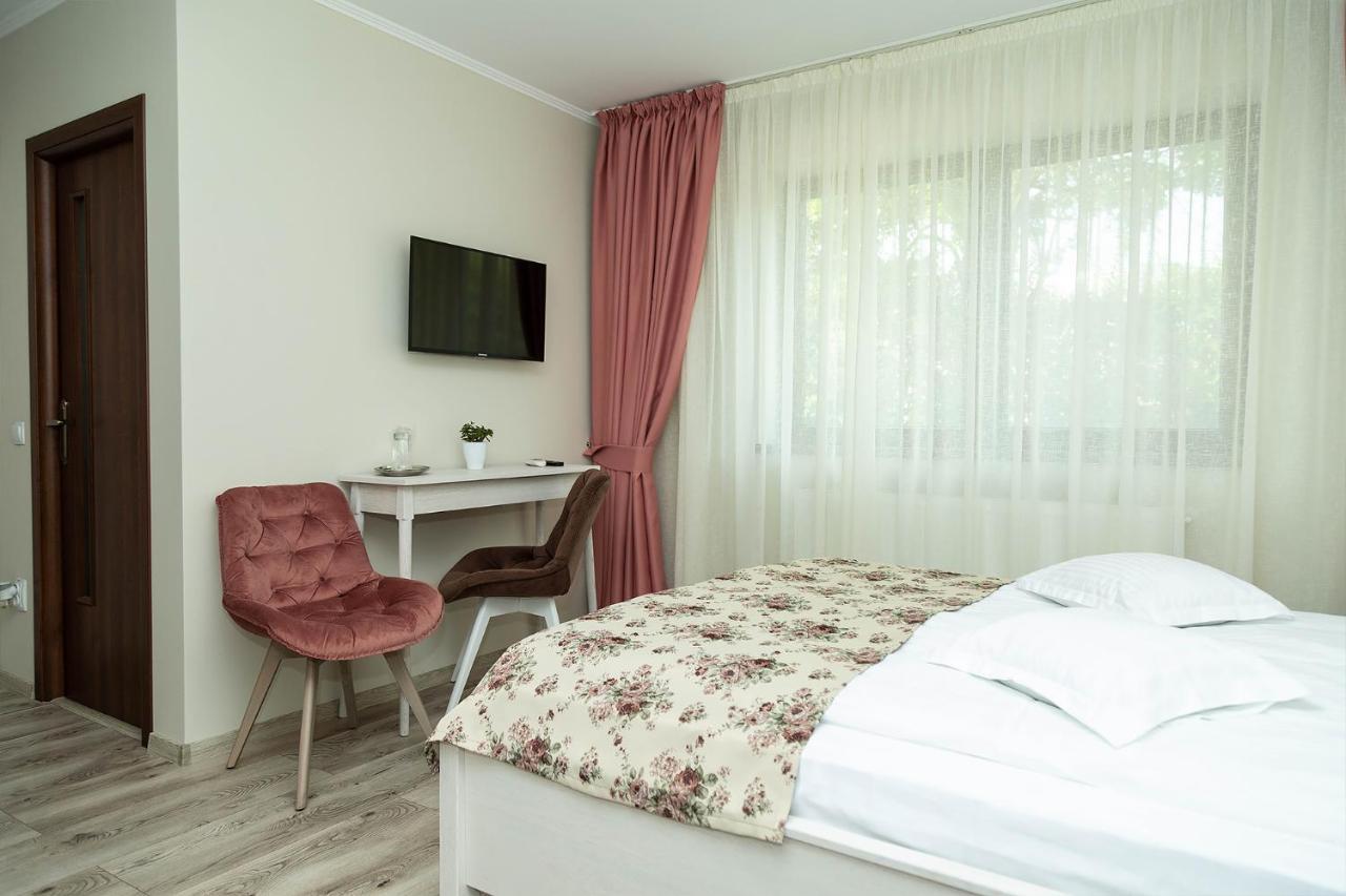 Pensiunea Casablanca Reghin Exterior foto