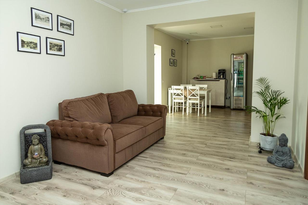 Pensiunea Casablanca Reghin Exterior foto