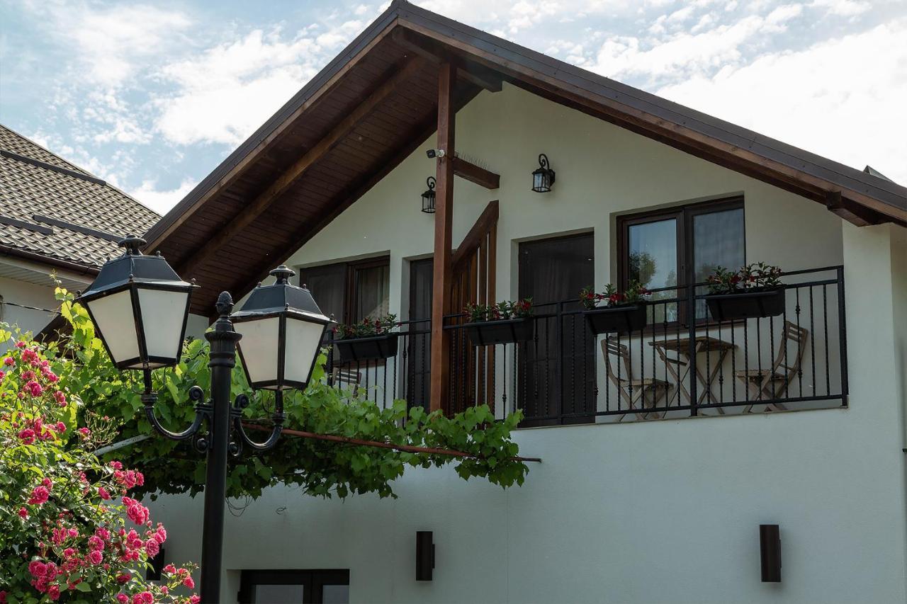 Pensiunea Casablanca Reghin Exterior foto